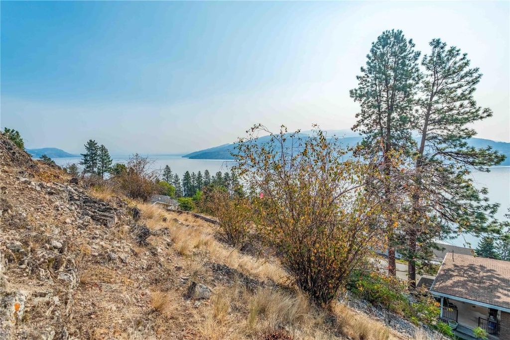 listing image 16514398676424637865