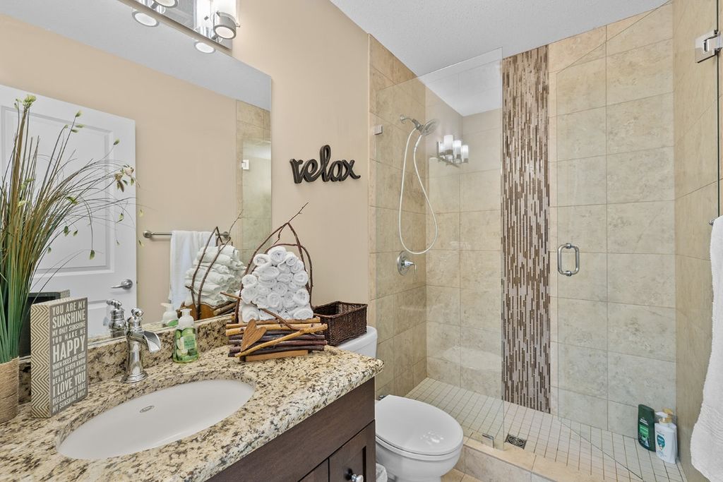 listing image 16516893222213773939