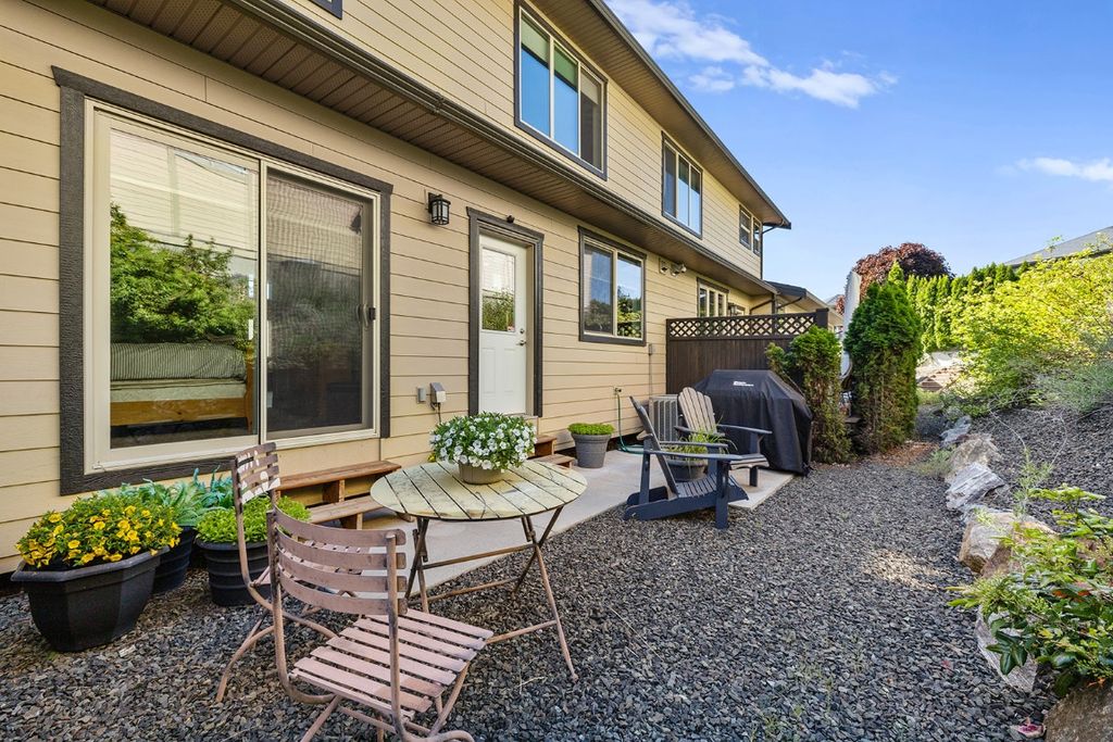 listing image 16517866332443693035