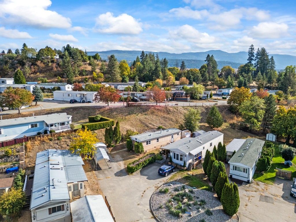 listing image 16511736893769625579