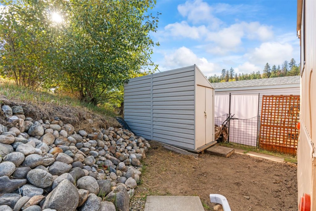 listing image 16517746043659113793