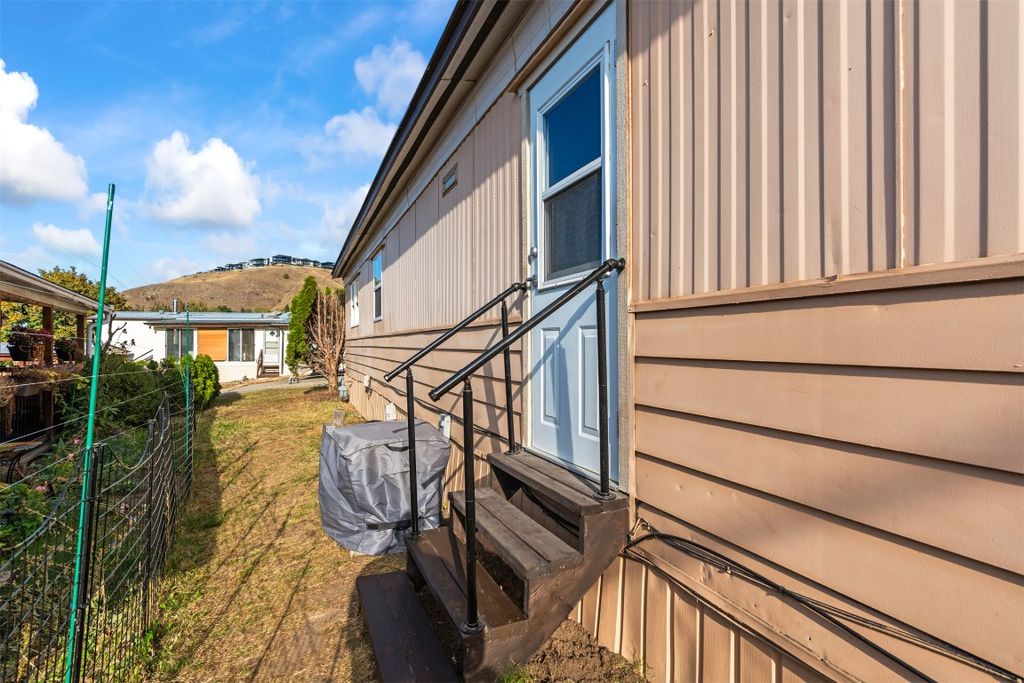 listing image 16514095002516134461