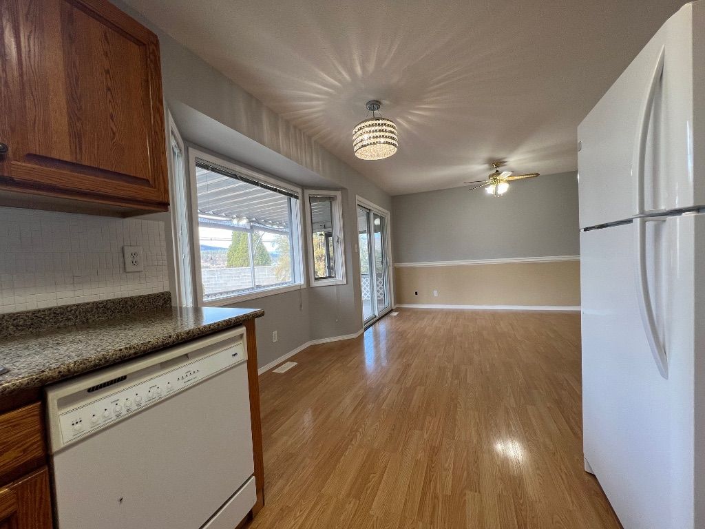 listing image 16511077162125754500