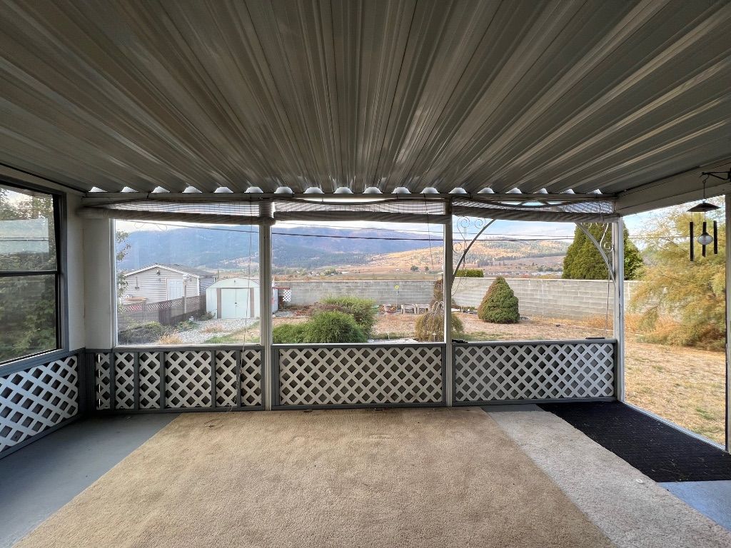 listing image 16514302811947659119