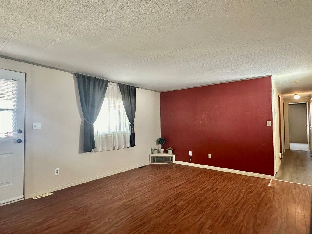 listing image 16512177143089988048