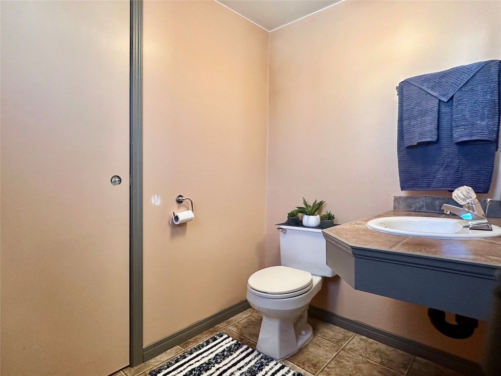 listing image 16510138812077757687