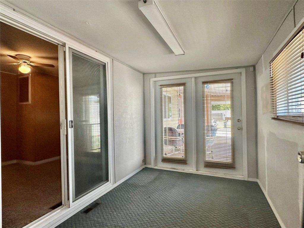 listing image 16511706217414250768