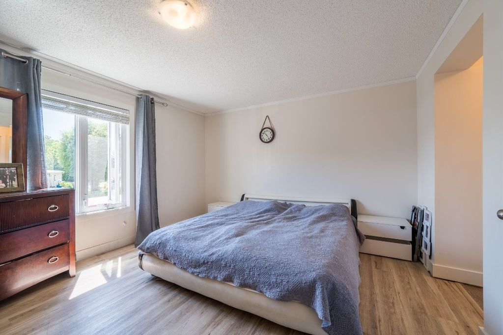 listing image 16516883104676609587