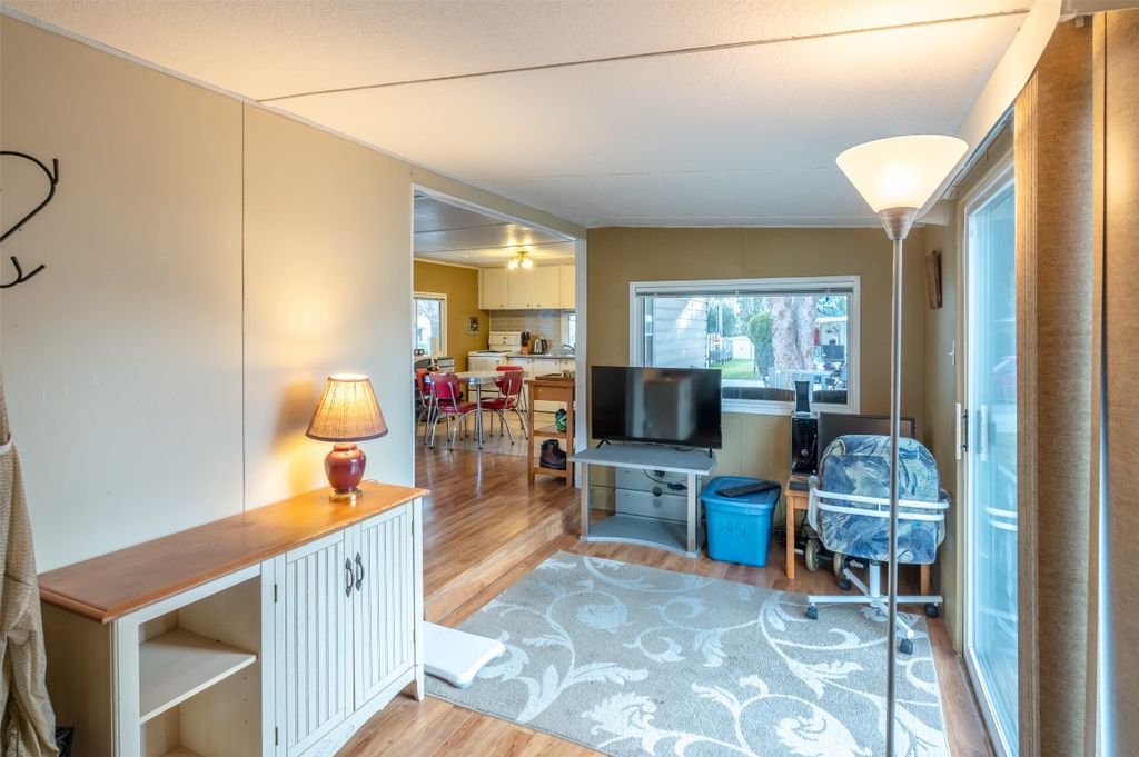 listing image 16514756550117905483