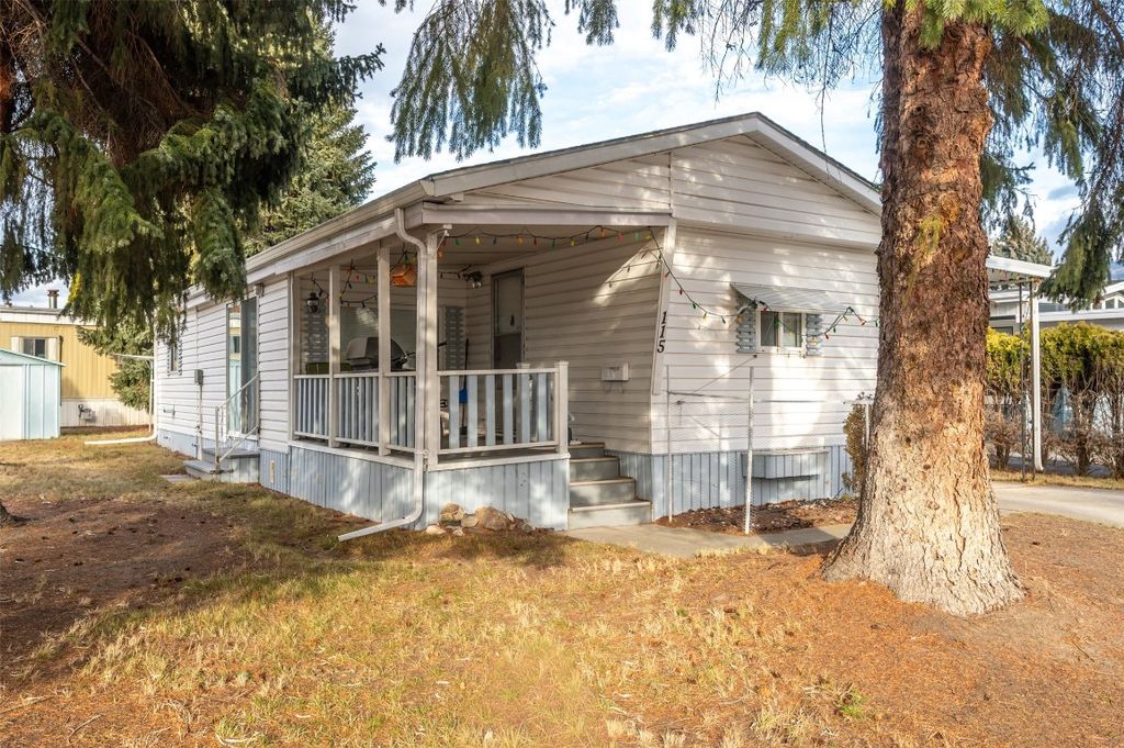 listing image 16517923756980621895