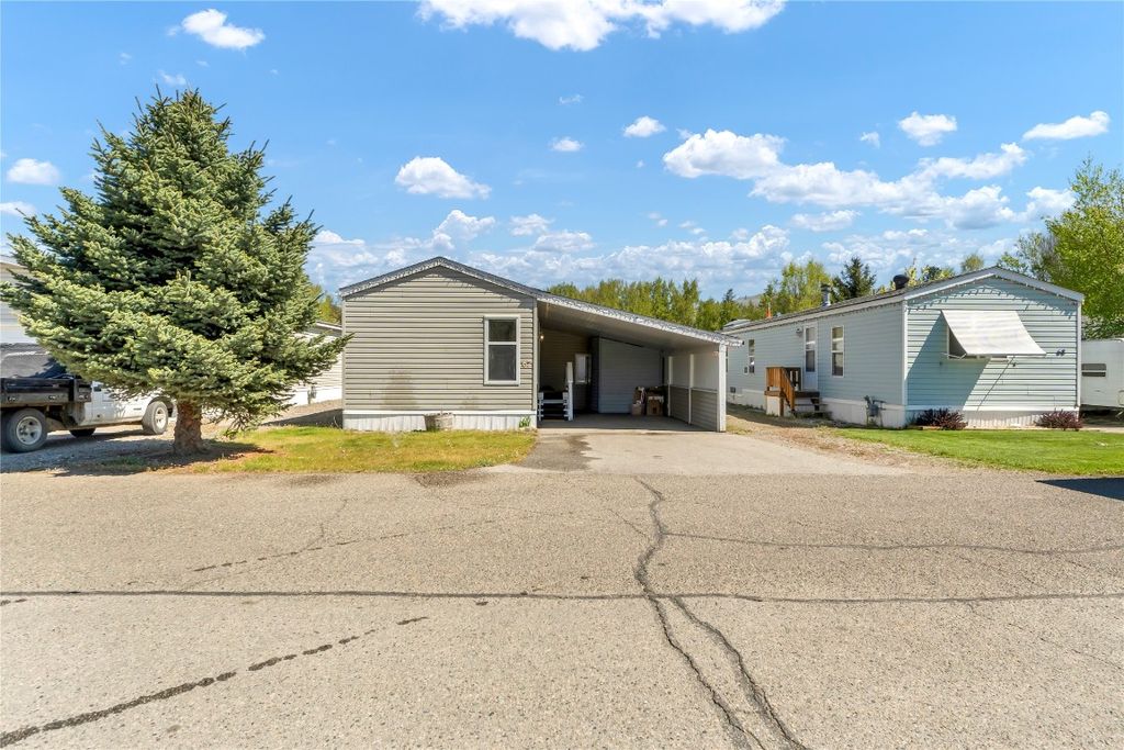 listing image 16518665306809836588