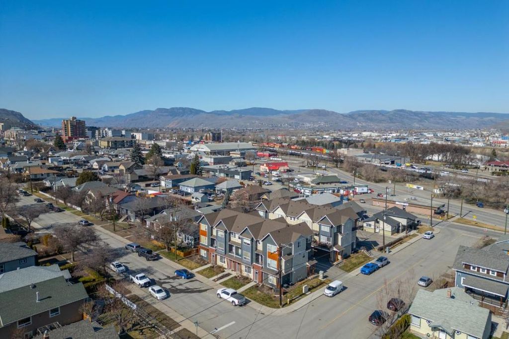 listing image 16516956274242166663