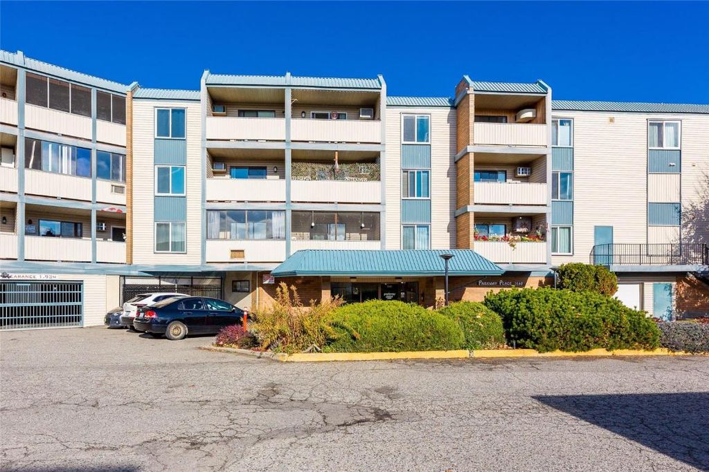 listing image 16515830746724400795