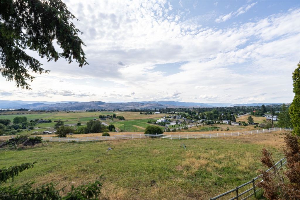 listing image 16519288273351870515