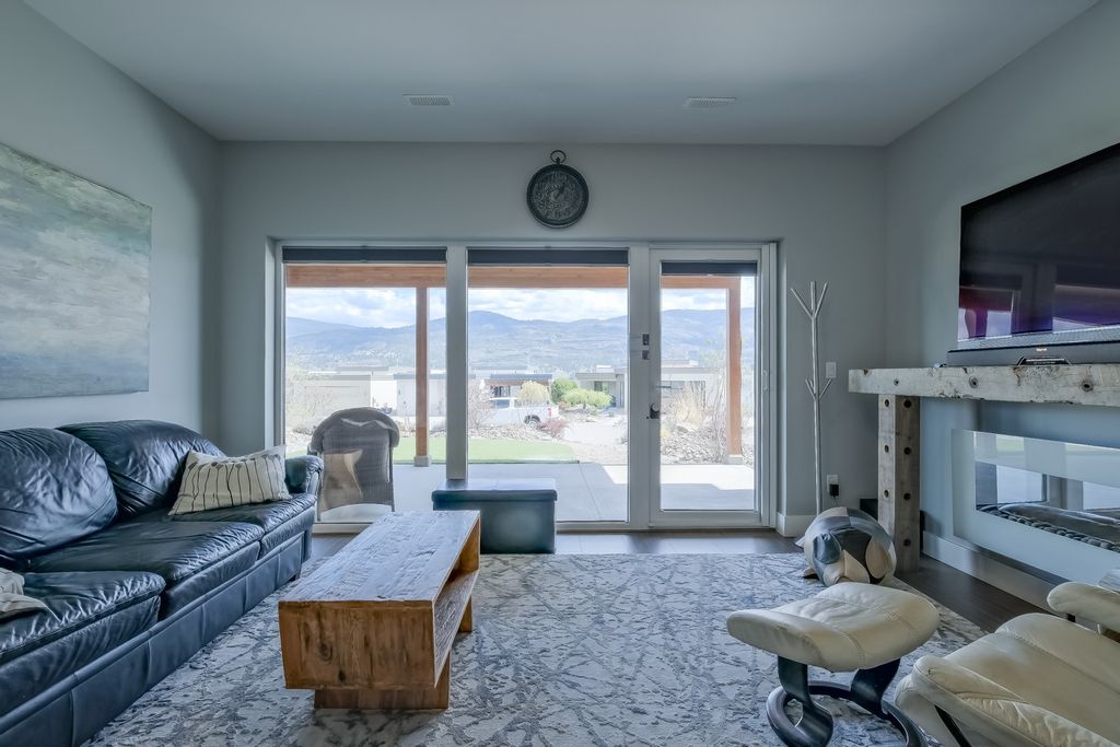 listing image 16512738998983583169