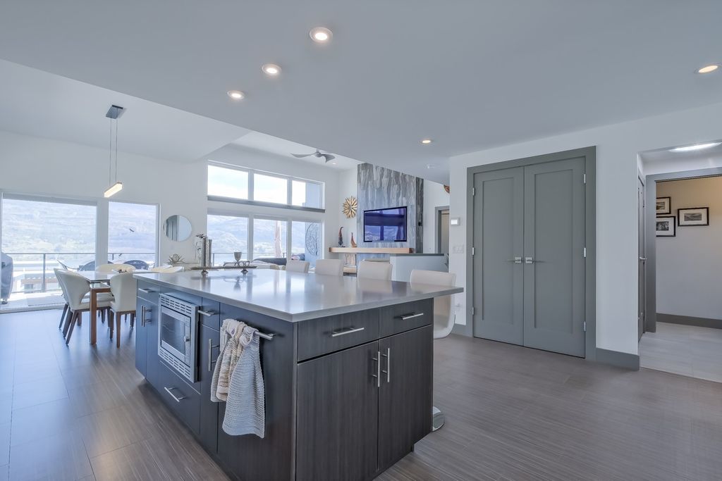 listing image 16516391394490550483