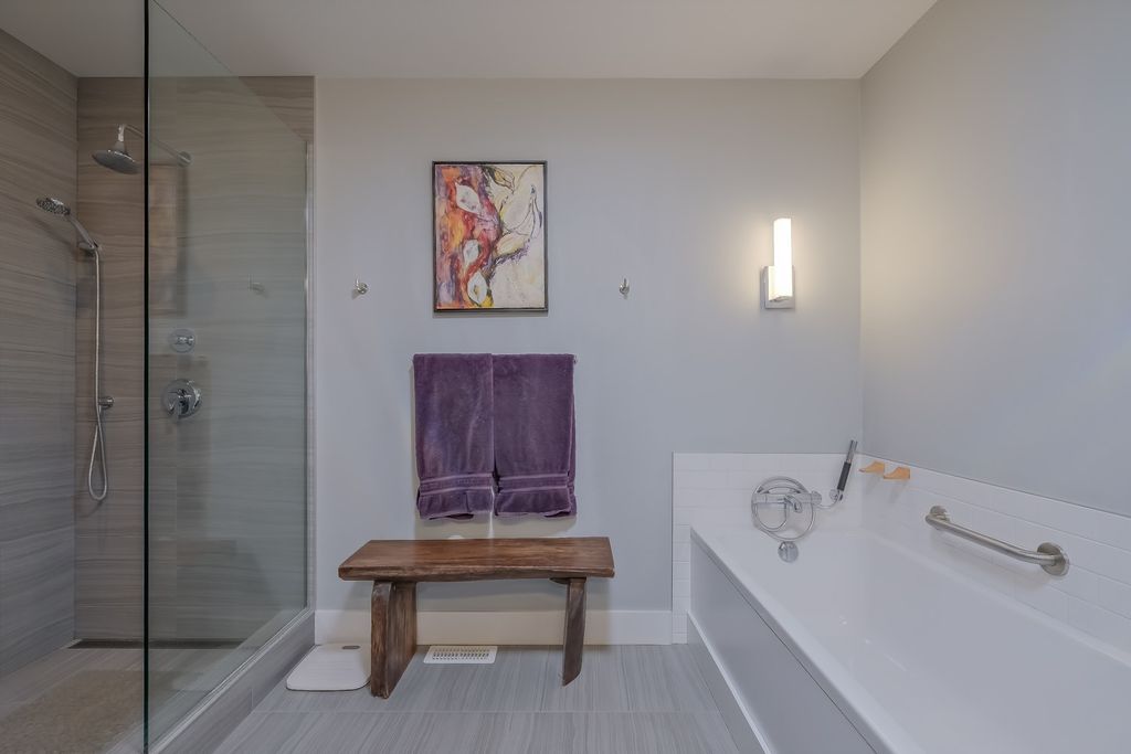 listing image 16516201464428133349
