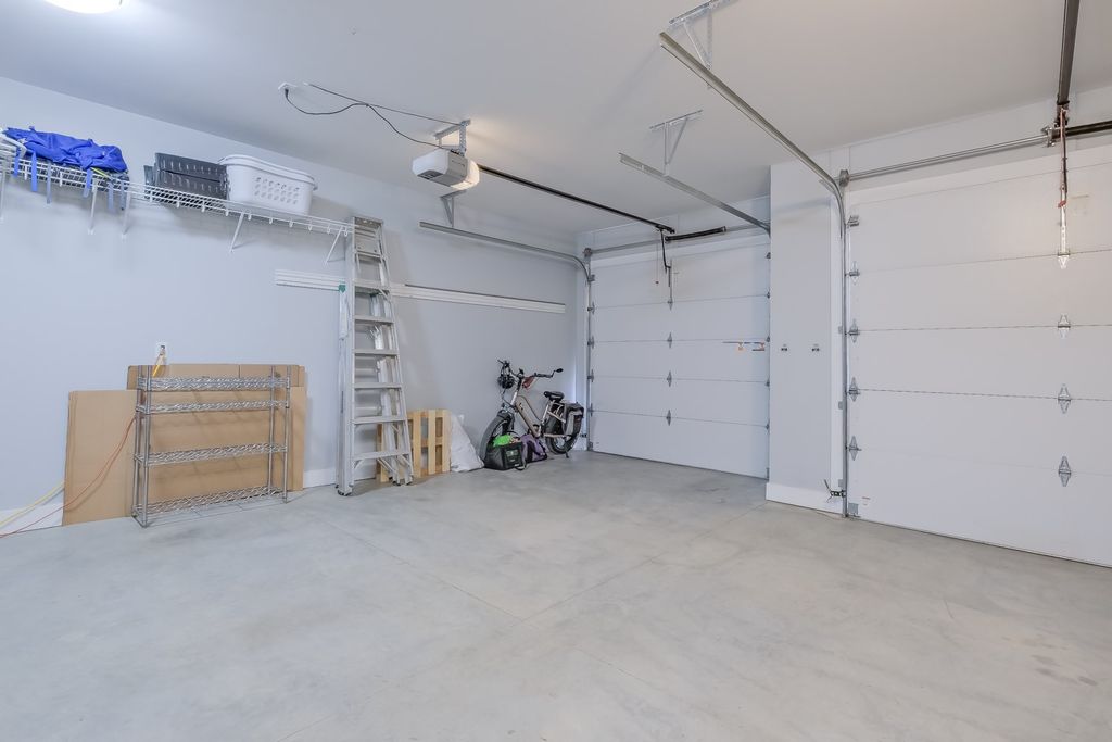 listing image 16517053489299912690