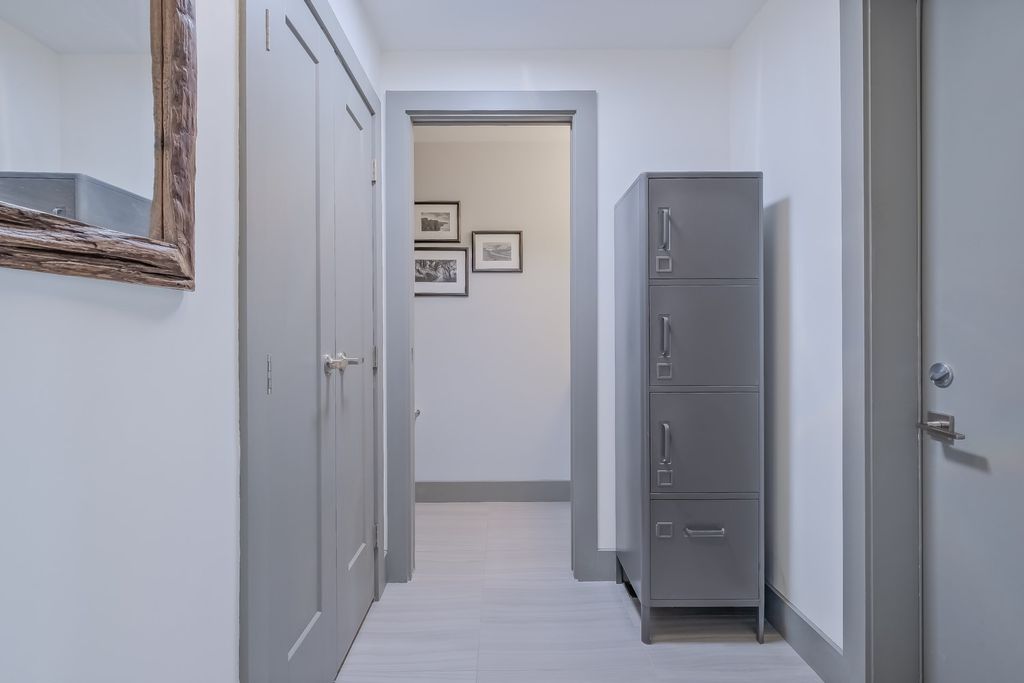 listing image 16510647022075435654