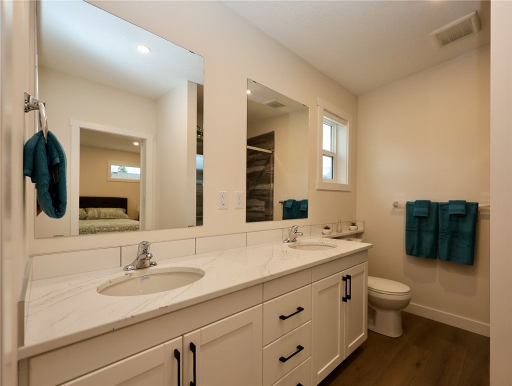 listing image 16517798032648964328