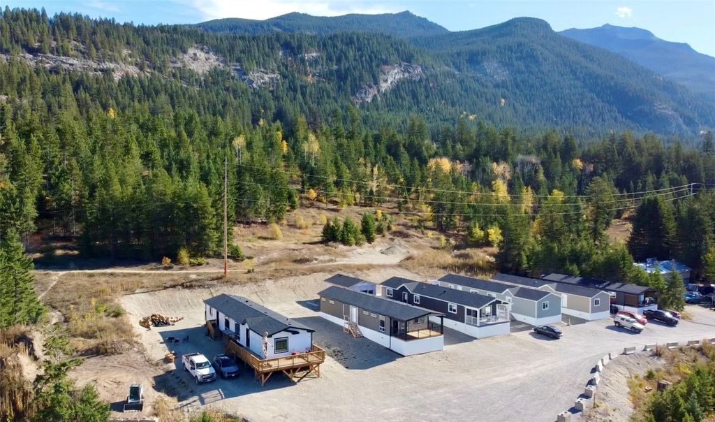 listing image 16517635688363161140