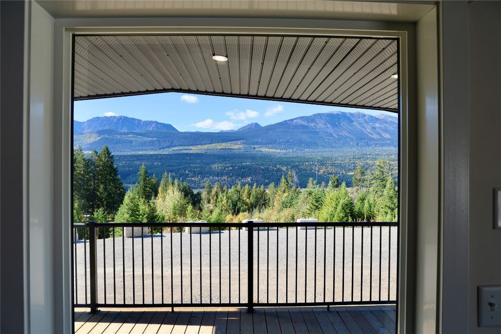 listing image 16515031554808072350