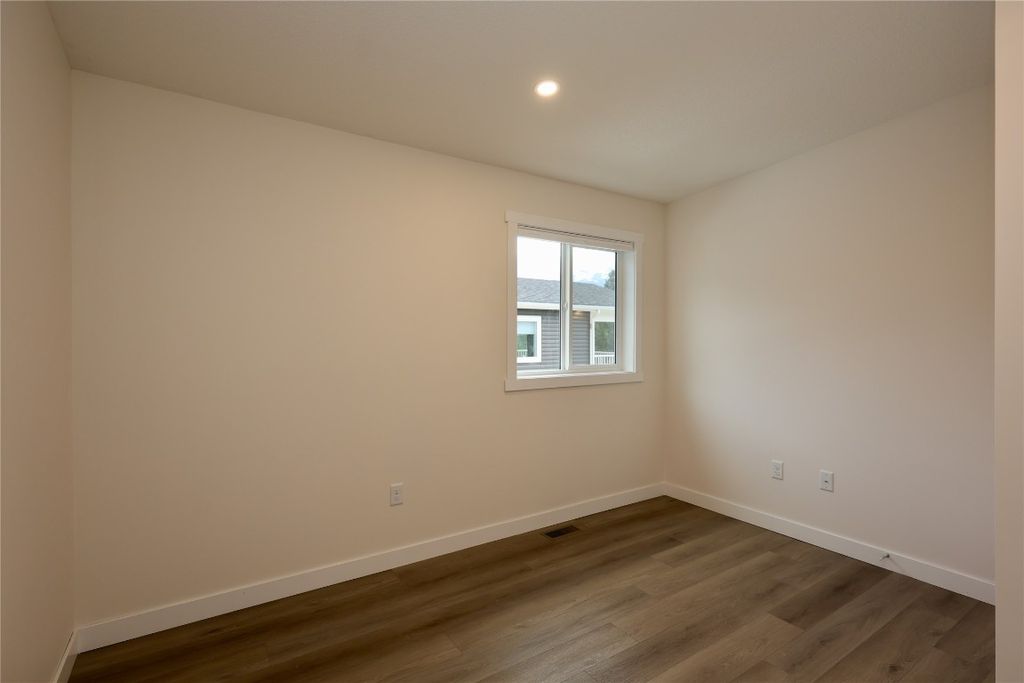 listing image 16514470701753319757