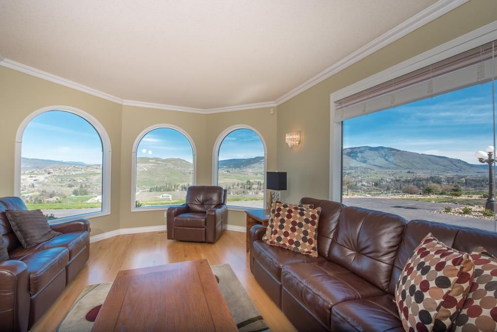 listing image 16515002267966257805