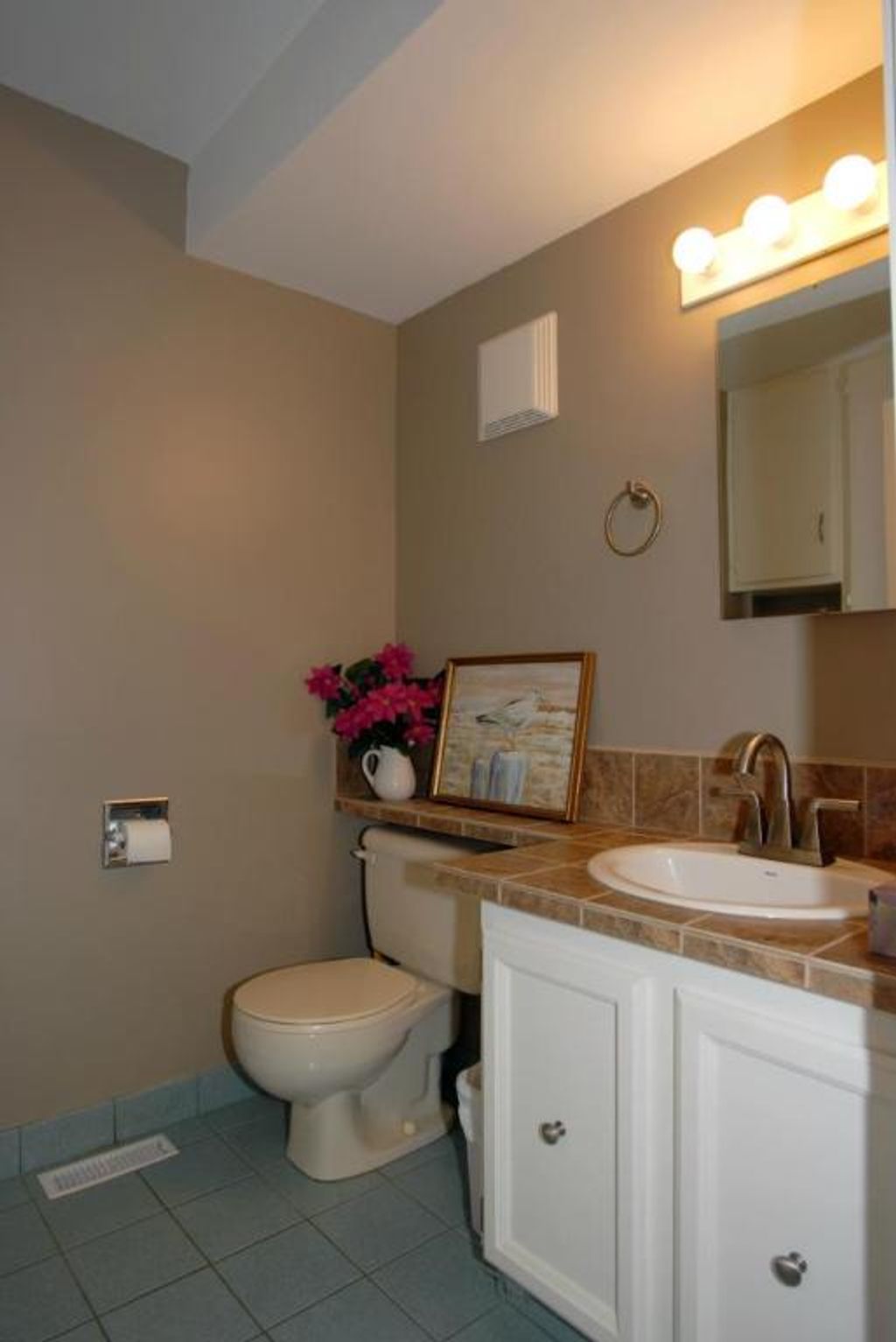 listing image 16516952200208743711