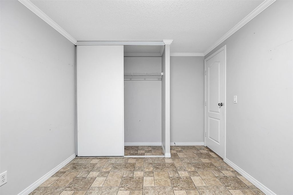 listing image 16511154340989220729