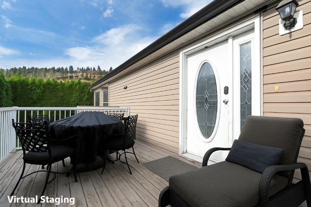 listing image 16518680239800074090