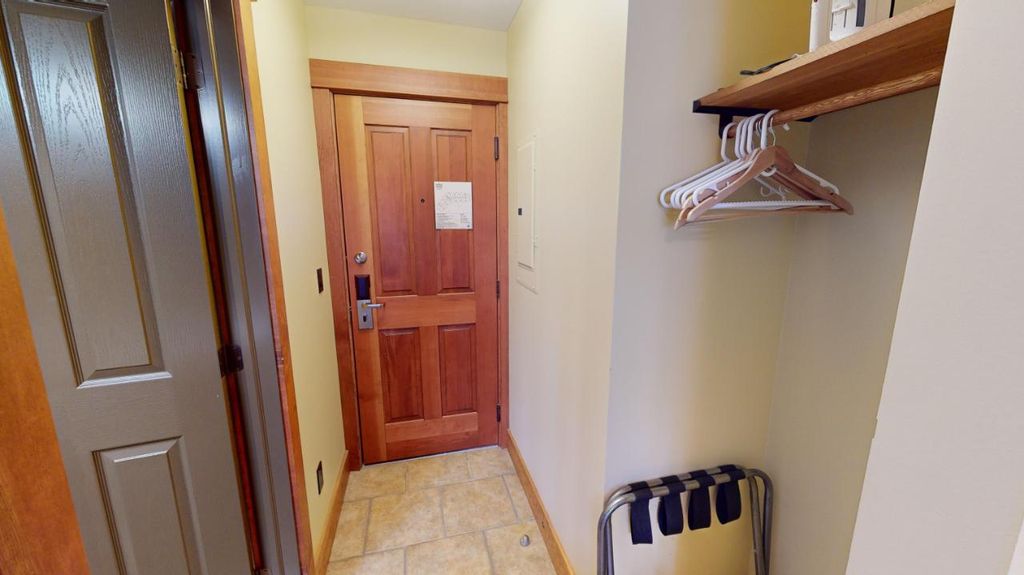 listing image 16510142365967335286