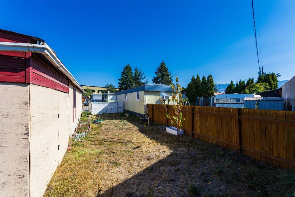 listing image 16516854198309610641