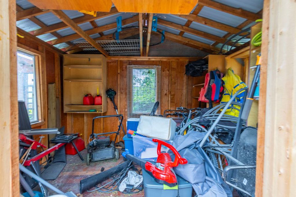 listing image 16511921932120768305