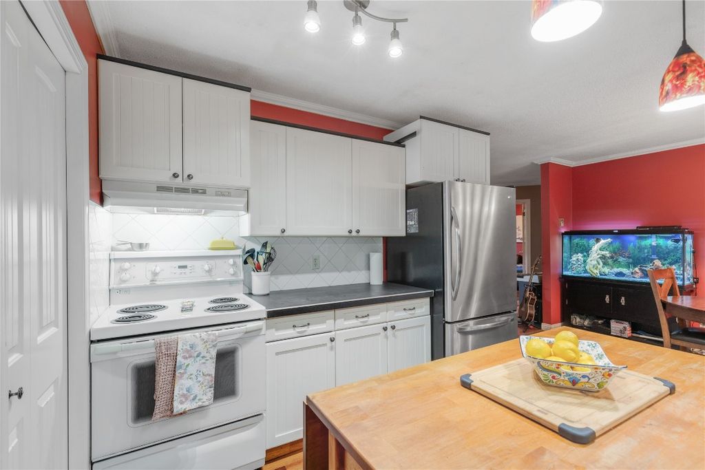 listing image 16514973567251037319