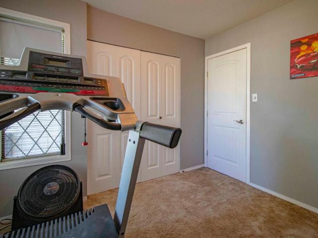 listing image 16514142013155970669