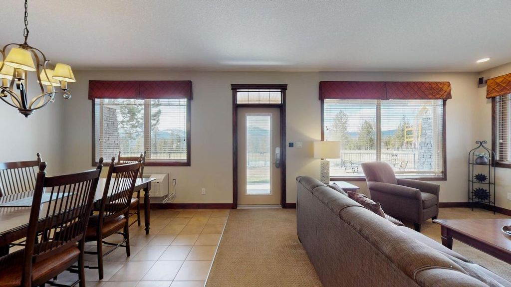 listing image 16518261319800578224