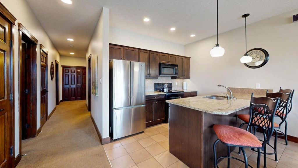 listing image 16513995795820298521