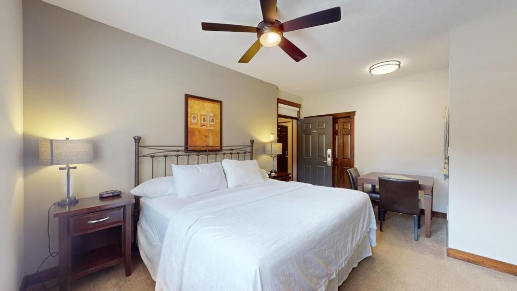 listing image 16514472424160302891