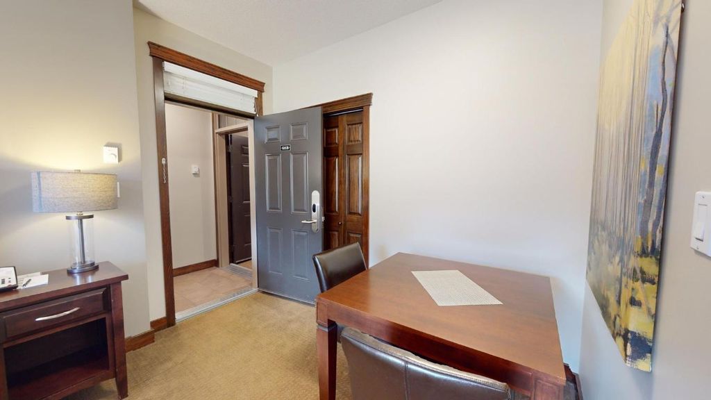 listing image 16510324652618202293
