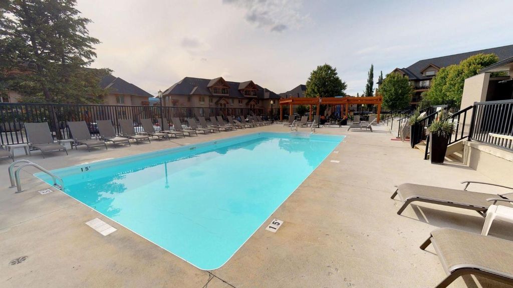 listing image 16516157561040759188