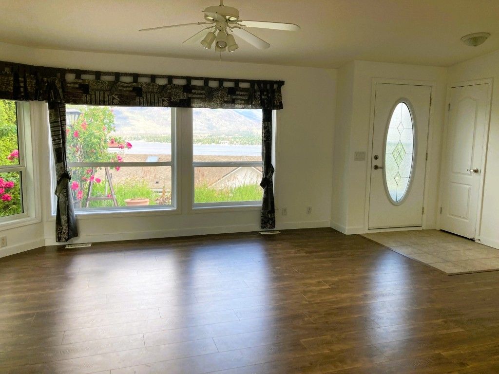 listing image 16511012667962166125