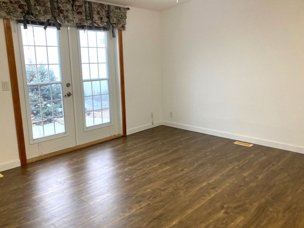 listing image 16511306194128201932