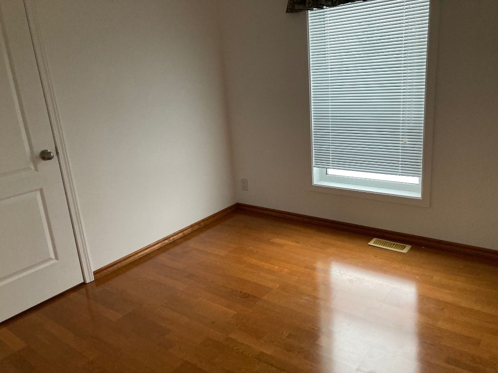 listing image 16512270146966784140