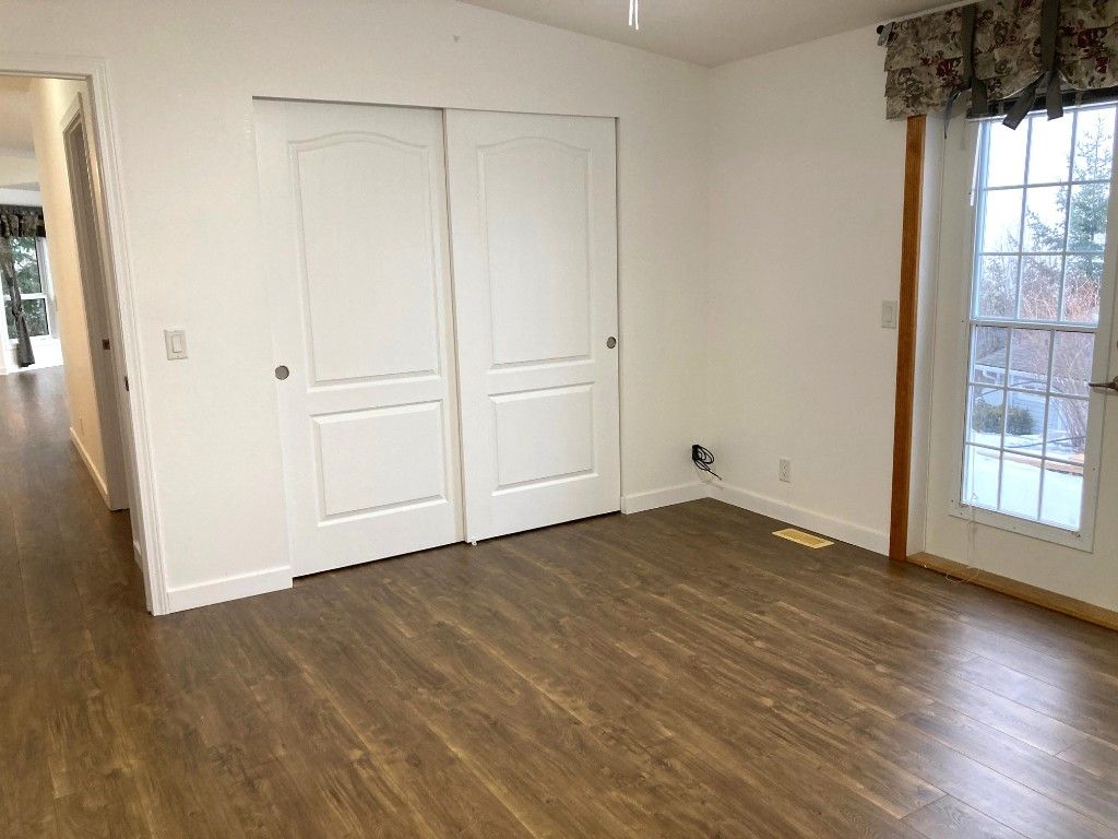 listing image 16519003800042142992