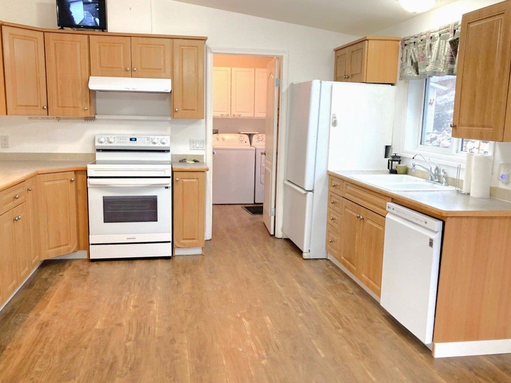 listing image 16517675875639178259