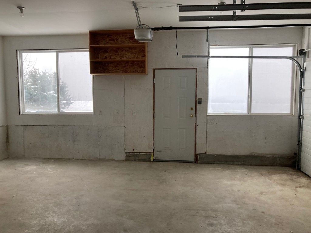 listing image 16517804240078240582