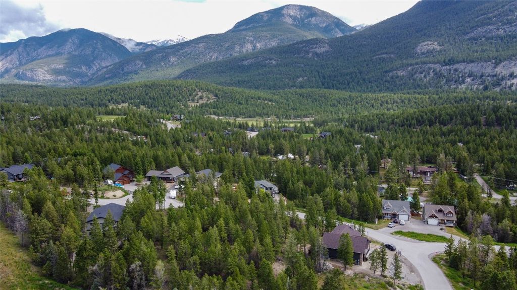 listing image 16512052074420956719