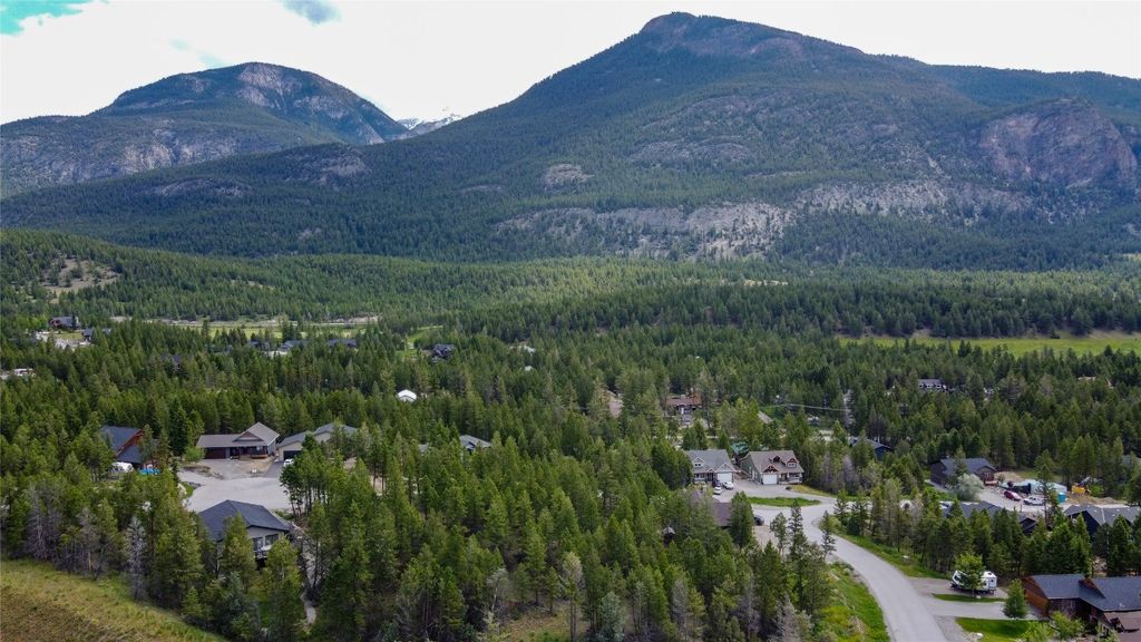 listing image 16515468618611340244