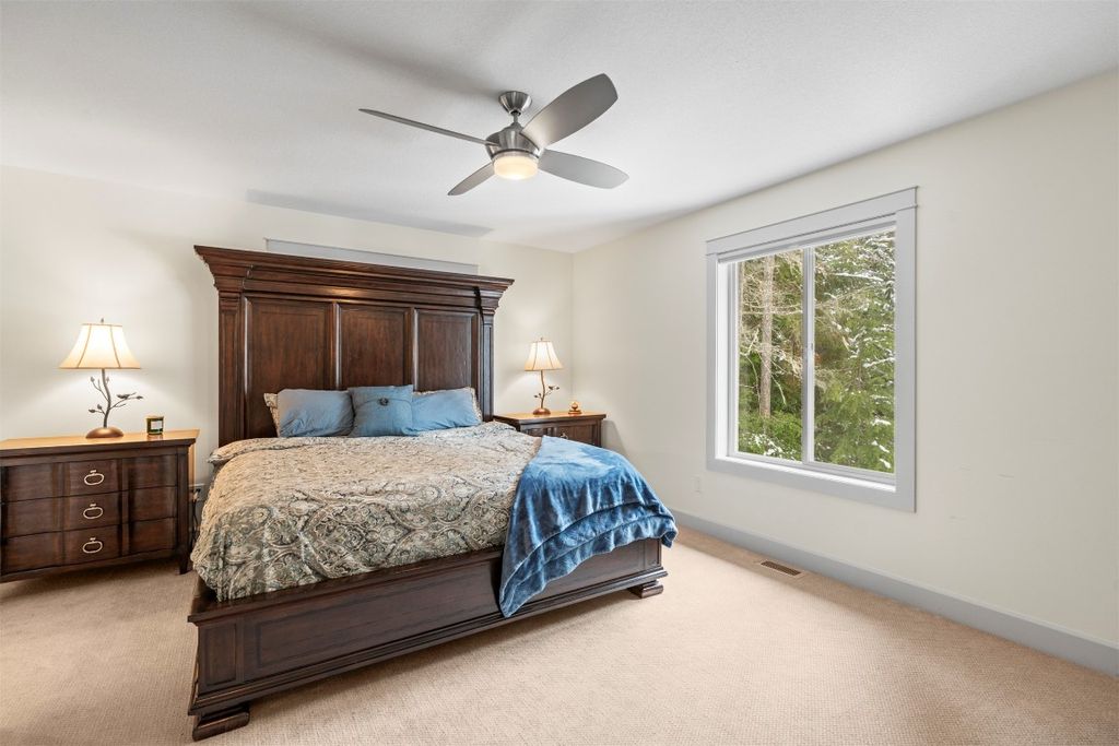 listing image 16512850327852534971